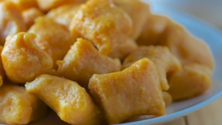 Рецептата Dnes: Картофени ньоки с масло и подправки