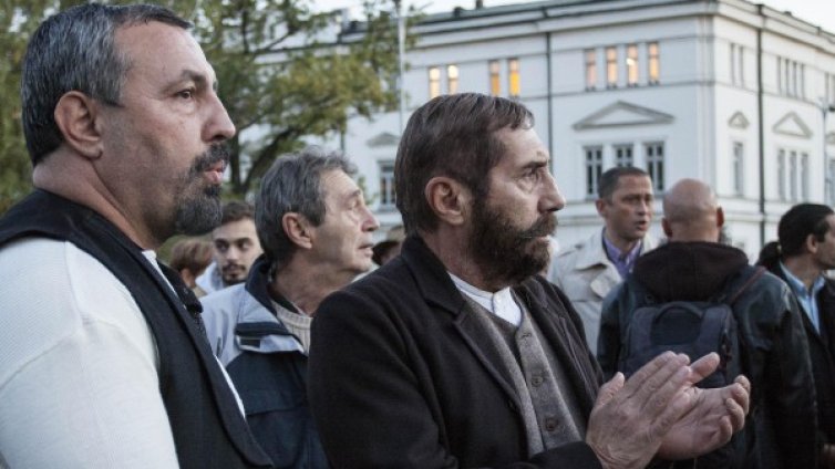 Народния теътър vs Мутафчиев: Иди си!