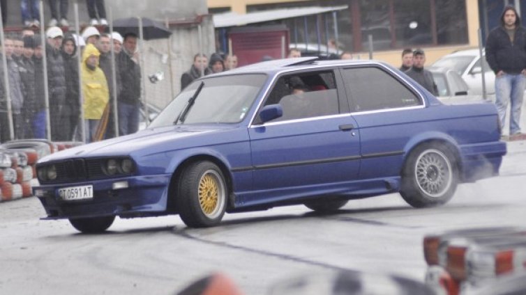 Адреналин в НС: Да намерим място за гонките...