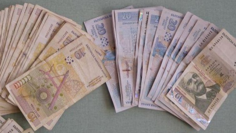 Кътаме нови 220 млн. в банки с идването на 2016-а