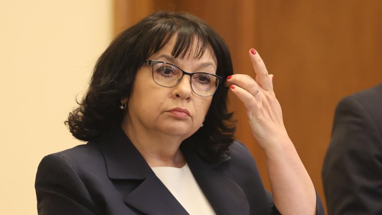 Теменужка Петкова успокои: Бюджетната процедура е в ход