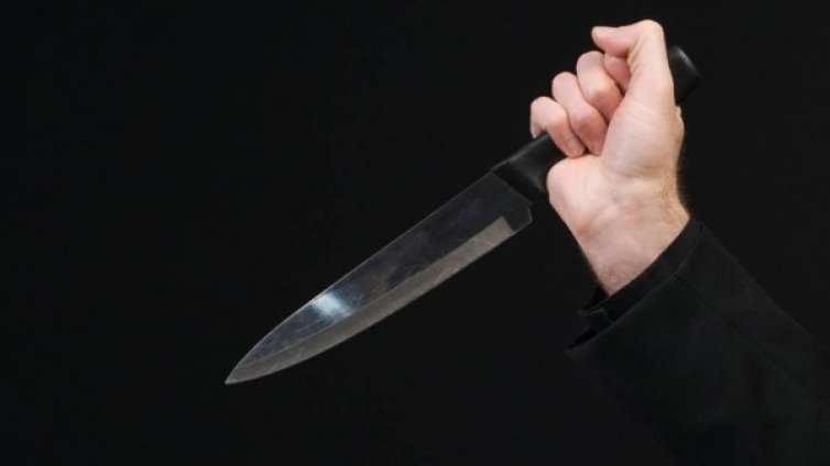 Съседска свада за дръвчета прати дядо в болница