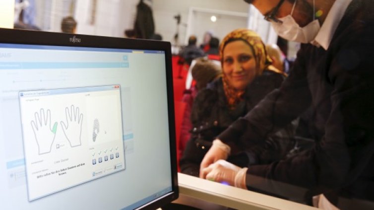 Радикален завой в политиката на ЕС за бежанците 