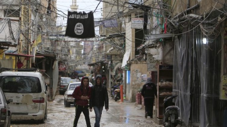 Оръжия, вместо играчки &ndash; детство в "Ислямска държава"