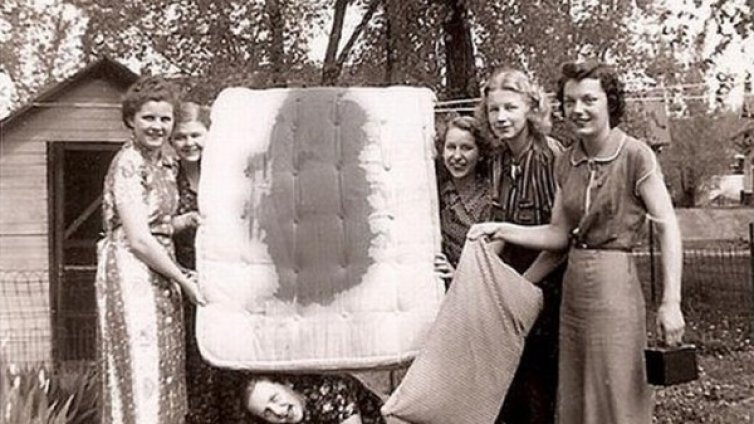 Ретро фото &ndash; много напън, никакъв смисъл