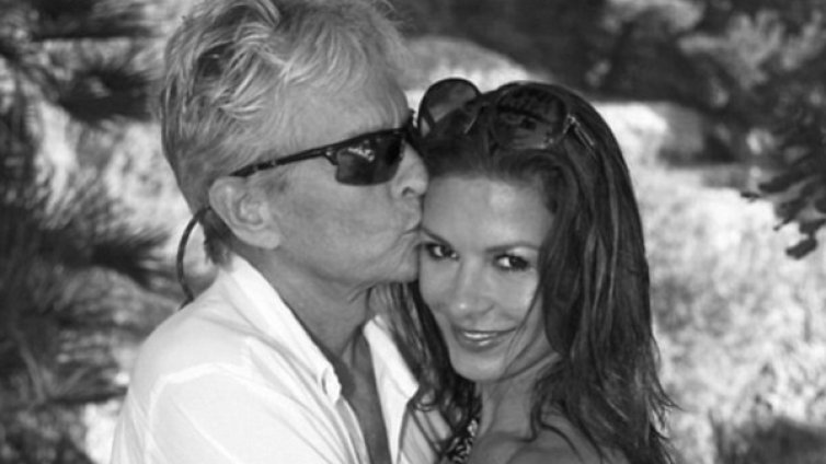 Предимствата на връзката с по-възрастен мъж