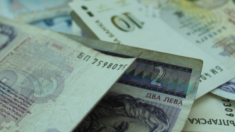 Спипаха мъж, отмъкнал 740 лева от баба