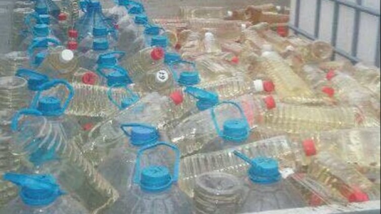 Ракиджии с обяви в нета, ама митничарите ги хващат 