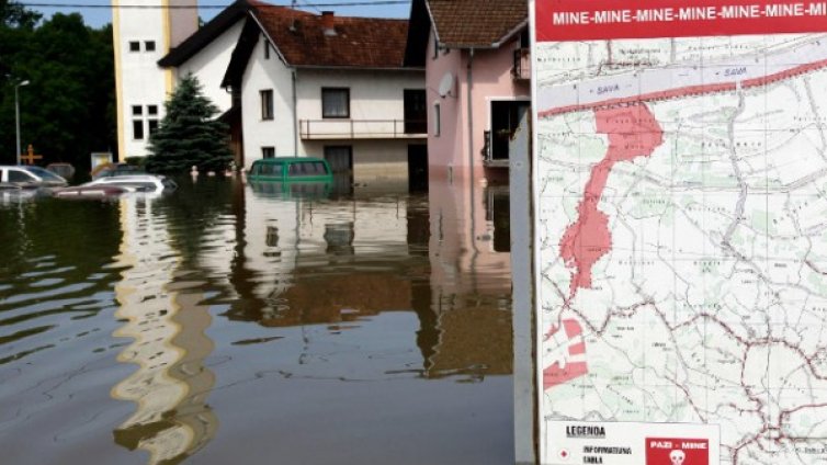 Извънредно положение в цяла Сърбия заради наводненията