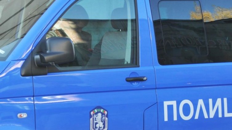 Затворник в отпуск убил възрастен мъж край Айтос 