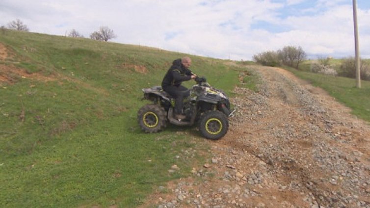 Динко АТВ-то: Като видя бежанци ще чакам да ме набият