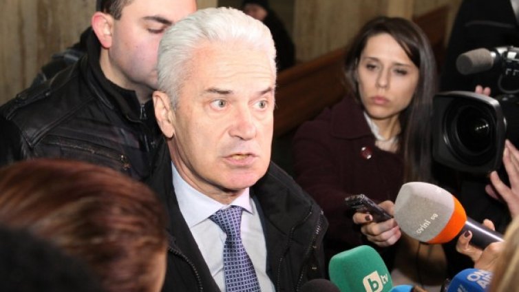 Сидеров освободил системата: Смирете се, пости са!