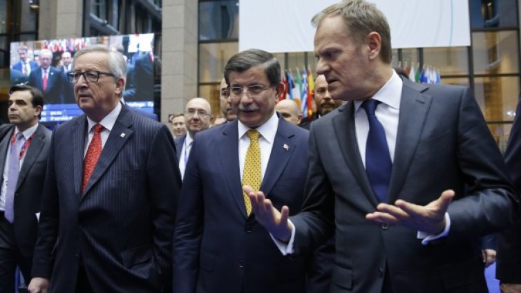 ЕС и Турция се сръфаха, веднага след сделката