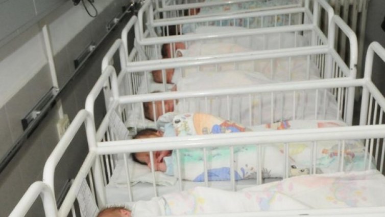 Раждащата жена не може да е сама на бойното поле!