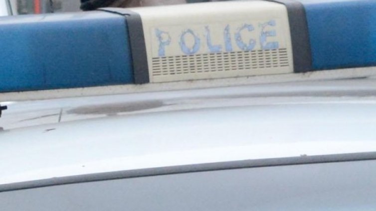 13-годишен серийно обира... кмет