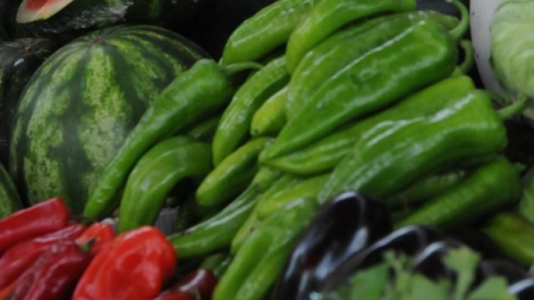 Митничари спряха 2560 кг контрабандни чушки