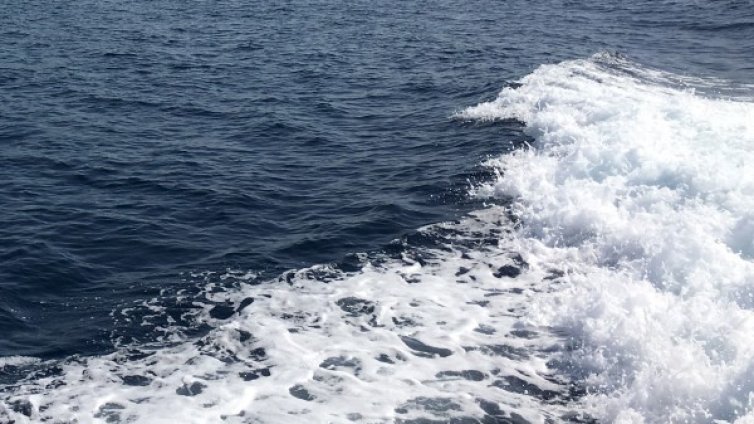 4 жени е 1 дете се удавиха на път за остров Самос