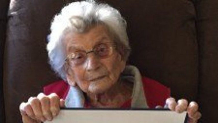 102-годишна американка завърши висше
