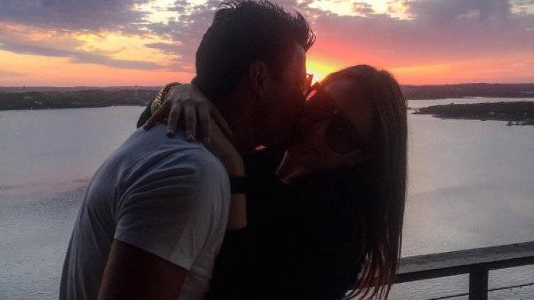 Бременна ли е Мика от Айкут?