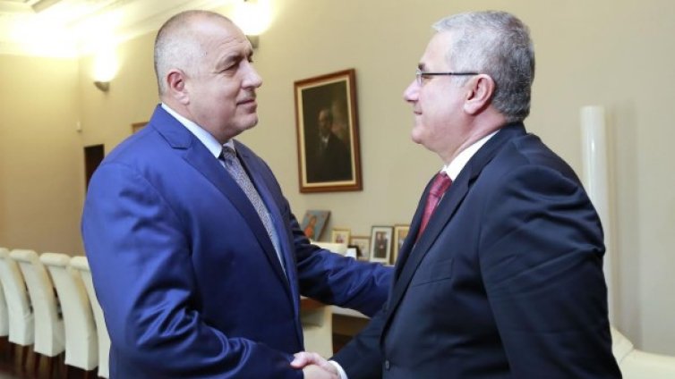 Ще борим с Турция терористи и бандити