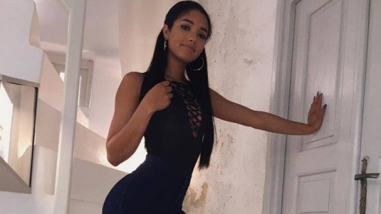 С едни гърди напред: "Най-красивите циганки"