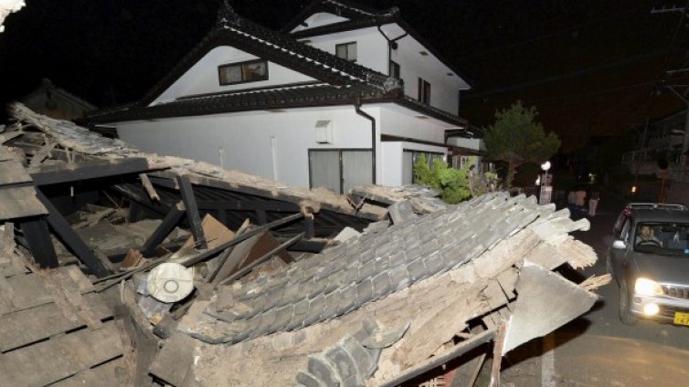 Най-малко три жертви взеха трусовете в Япония