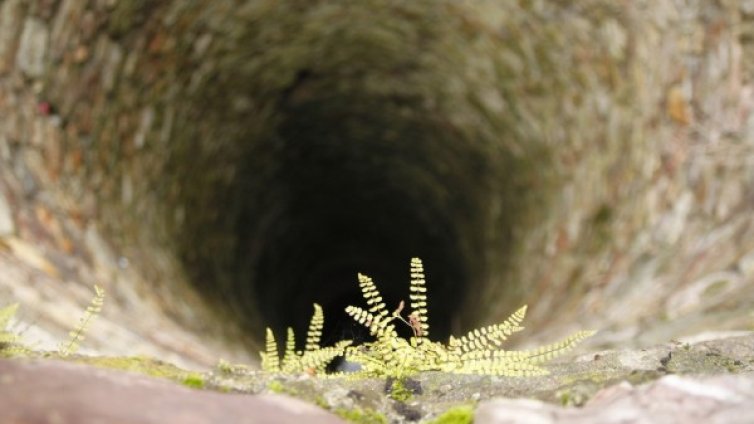 Британка изчезна от наше село, дирят я в кладенец