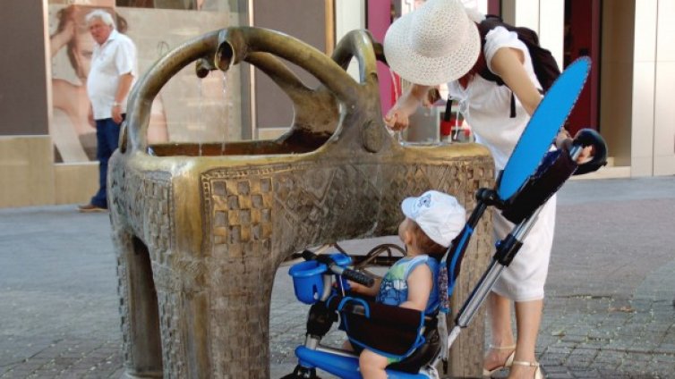 Живакът полудя: 31,1&deg; в Ловеч, 30,6&deg; в Бургас