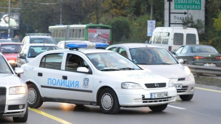 Протест на фенове на ЦСКА затваря центъра на София 