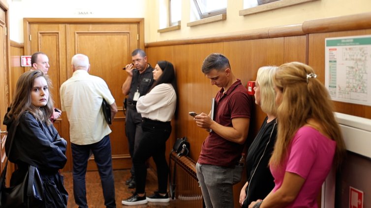 Убийството на Пейо: Следи от ДНК на Красимира върху ключ, въже и колан