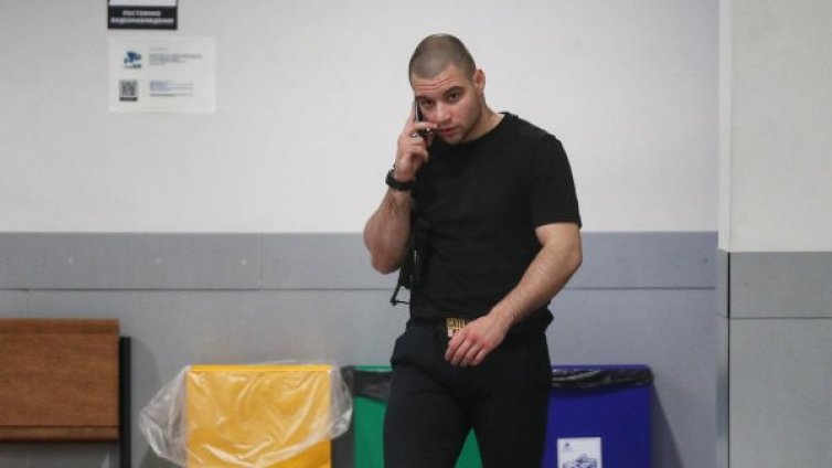 Адвокатът на прокурорския син Васил Михайлов разбрал от медиите, че клиентът му се издирва