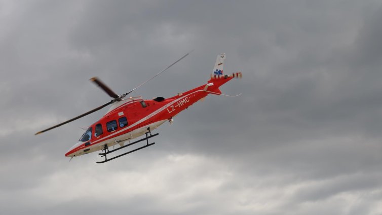 Медицински хеликоптер транспортира пострадал в катастрофа от Гоце Делчев