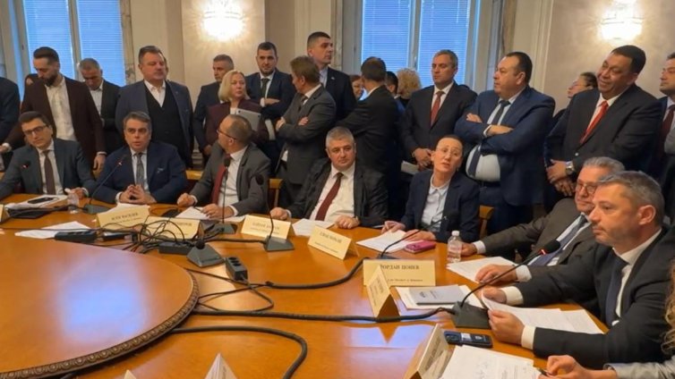 След напрежението: По-високи осигуровки се гласуваха на второ четене в бюджетна комисия 