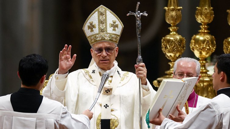 Католиците празнуват Великден, папата призова за мир