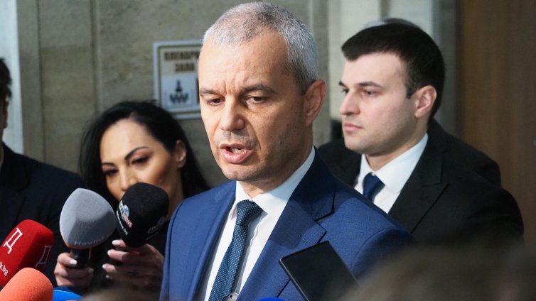 Костадинов:  ЕК е искала да има мъст към нас и всеки, който се осмели да протестира