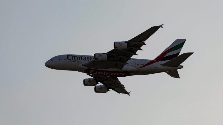 Приземиха няколко Airbus A380, имали пукнатини в крилете 