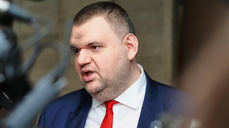 Пеевски: Нека свети Георги Победоносец дава сили на всички