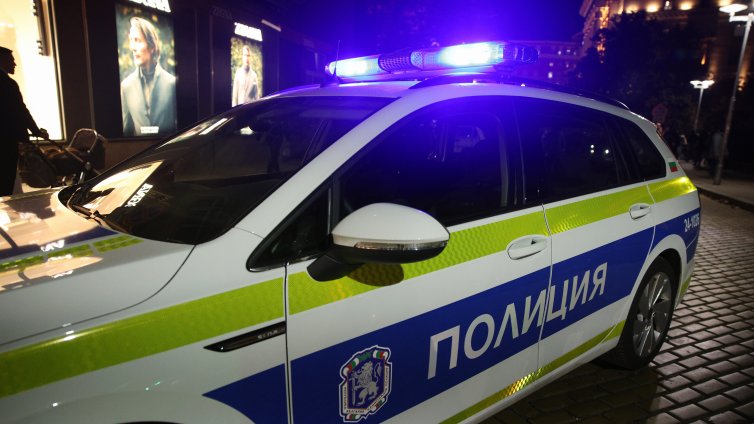 Жената, която беше убита през нощта, е гръмната с 4 куршума в главата