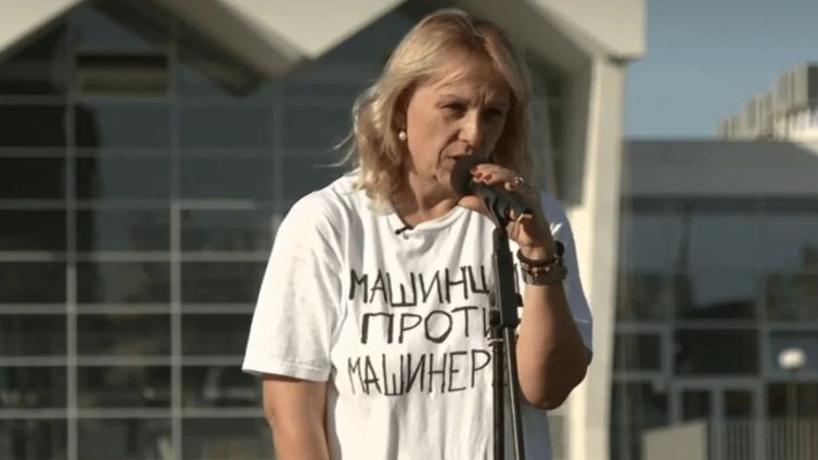 Майка на загинал в трагедията в Нови Сад за Вучич: Злото си отиде! 