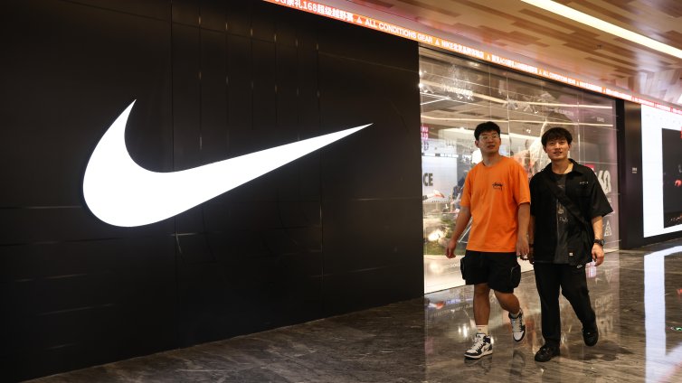 Обвиниха Nike в дискриминация срещу белите хора, искали 30% служители от малцинства