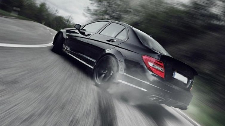 Новите повели: Без книжка след гонка и летни гуми с вериги...  