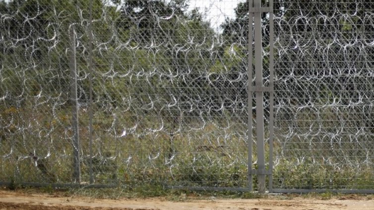 Решено: Оградата с Турция &ndash; без обществена поръчка