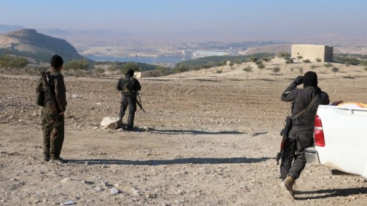 Янки търсят приключение &ndash; бият се срещу главорезите от ИД