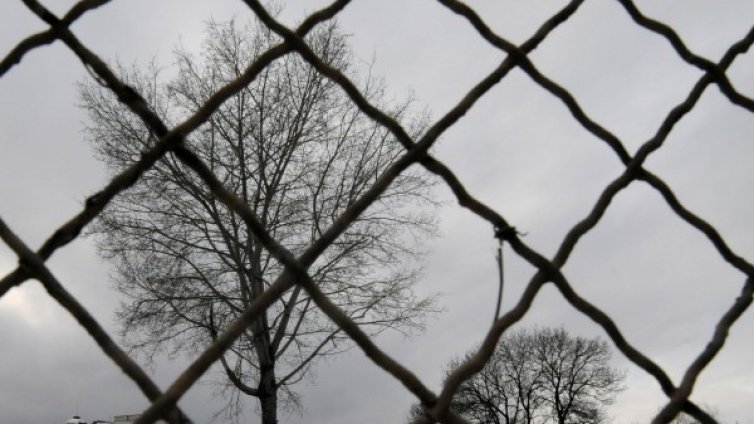 Издирват деца от дом: Бягат, крадат, катастрафират...