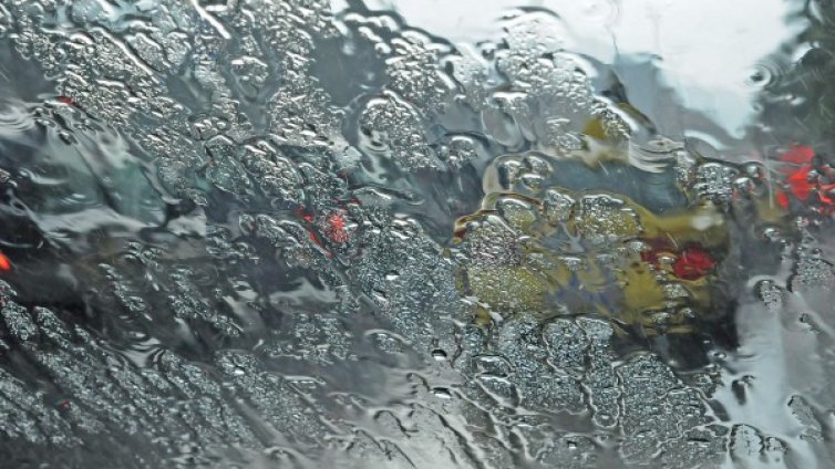 И утре ще вали, и ще остане студено