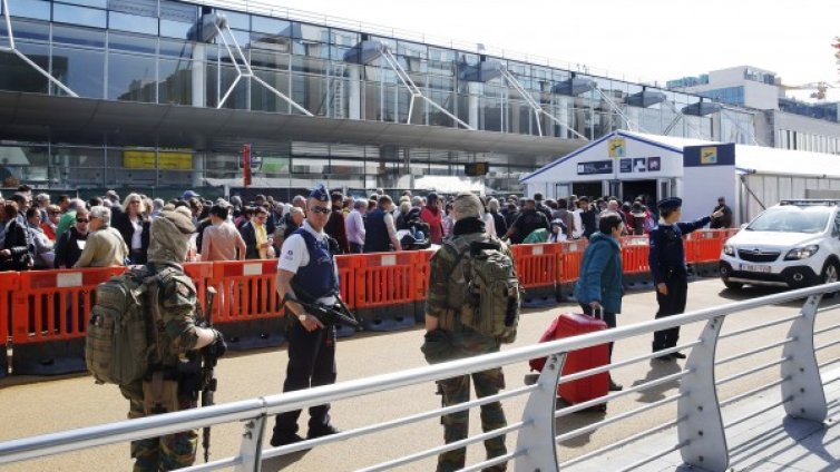 Пътници изпускат полети заради мерките на Завентем