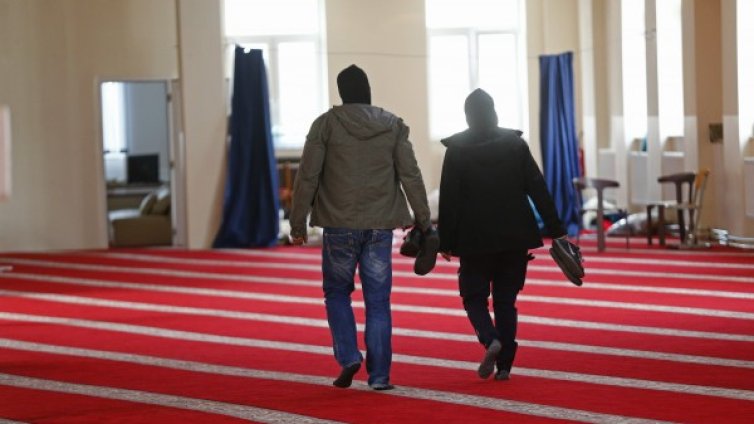 Германия иска и имамите да се борят с тероризма