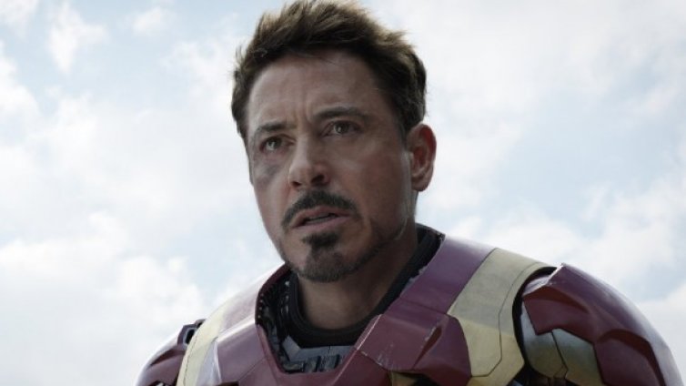 "Отмъстителите" продължават да властват в САЩ