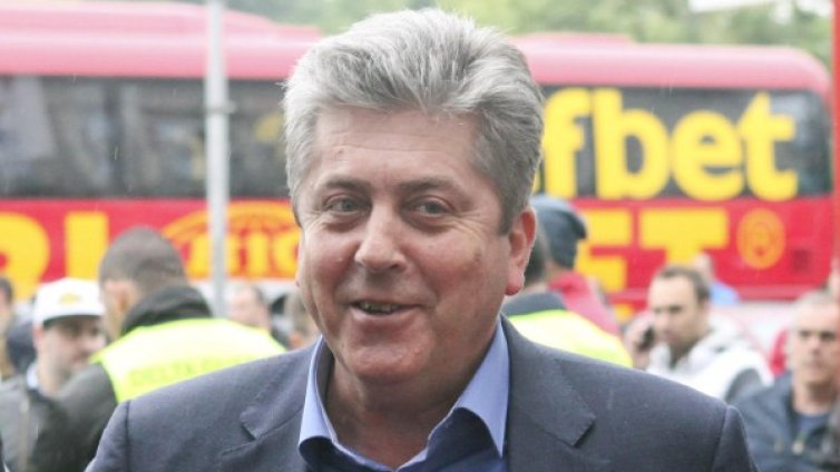 Първанов ожени и малкия си син Ивайло