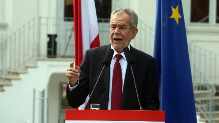 Официално: "Зелен" е новият президент на Австрия